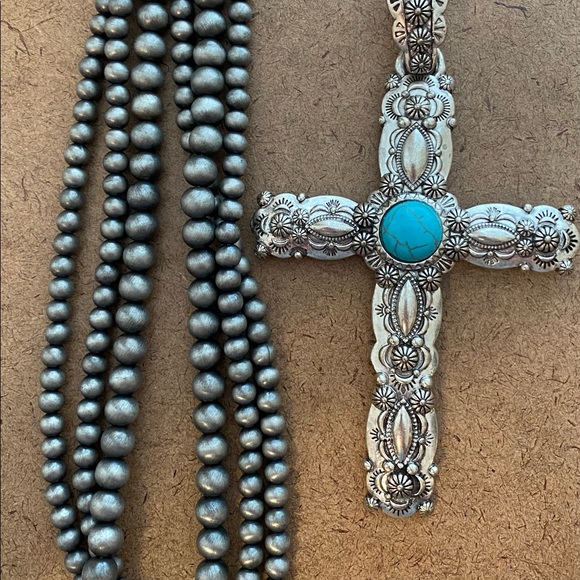 Cross pendant on gray triple strand beads - Picture 3 of 5
